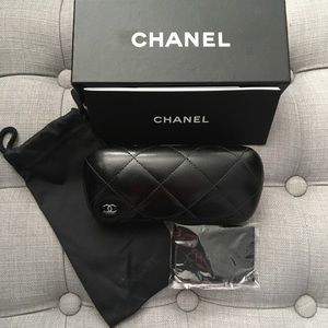 Chanel Eyeglass Case 👓